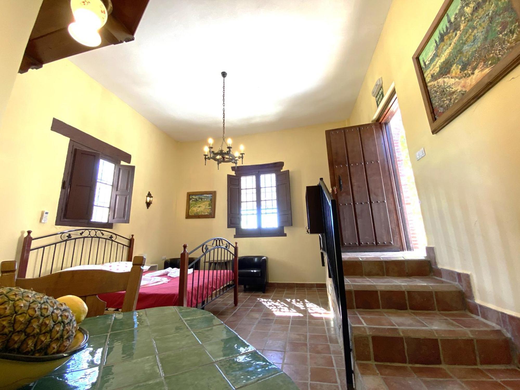 Castle Tower Apartment In Rural Holiday Park 'Bernard' Tolox Extérieur photo